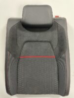 10016 VW Golf8 Seats 12