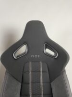 10026 VW Golf7 Seats 12