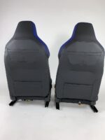 10040 VW Golf8 Seats12