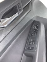 10040 VW Golf8 Seats26