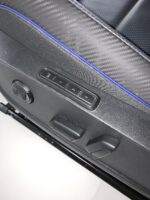10040 VW Golf8 Seats5