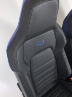10040 VW Golf8 Seats6