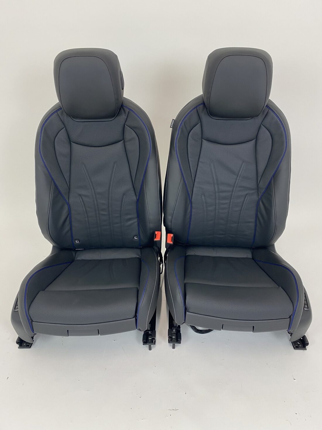 Trp Post Container Data Trp Post Id 16005 Interior Vw Tiguan Leather Black With Blue Details Trp Post Container Trp Post Container Data Trp Post Id 16005 Interior Vw Tiguan Leather Black With Blue Details Trp Post Container